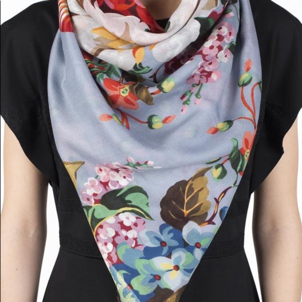 Gucci floral josephine shawl scarf silk 120x120 - Picture 10 of 10